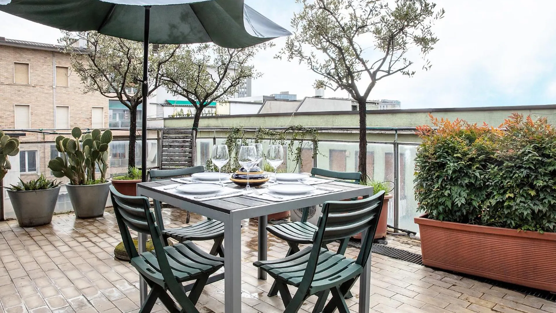 Dehomes - Porta Nuova Luxury, Terrace View Duomo ميلان 0*,